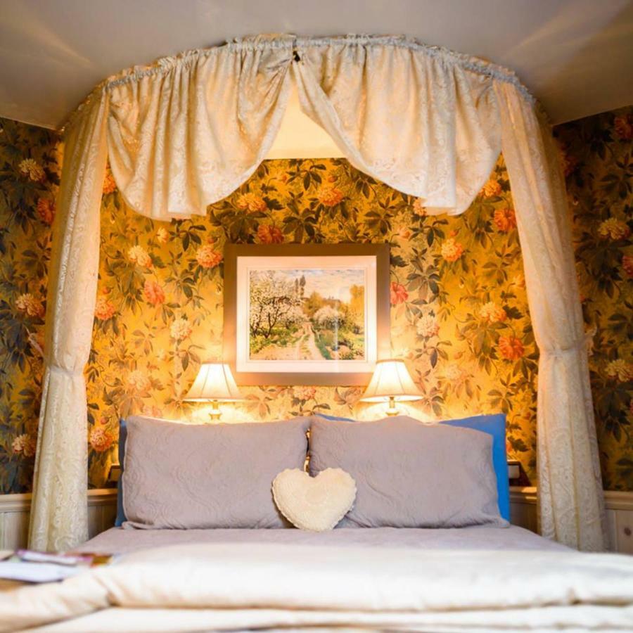 Kingsley House Bed & Breakfast Fennville Екстериор снимка