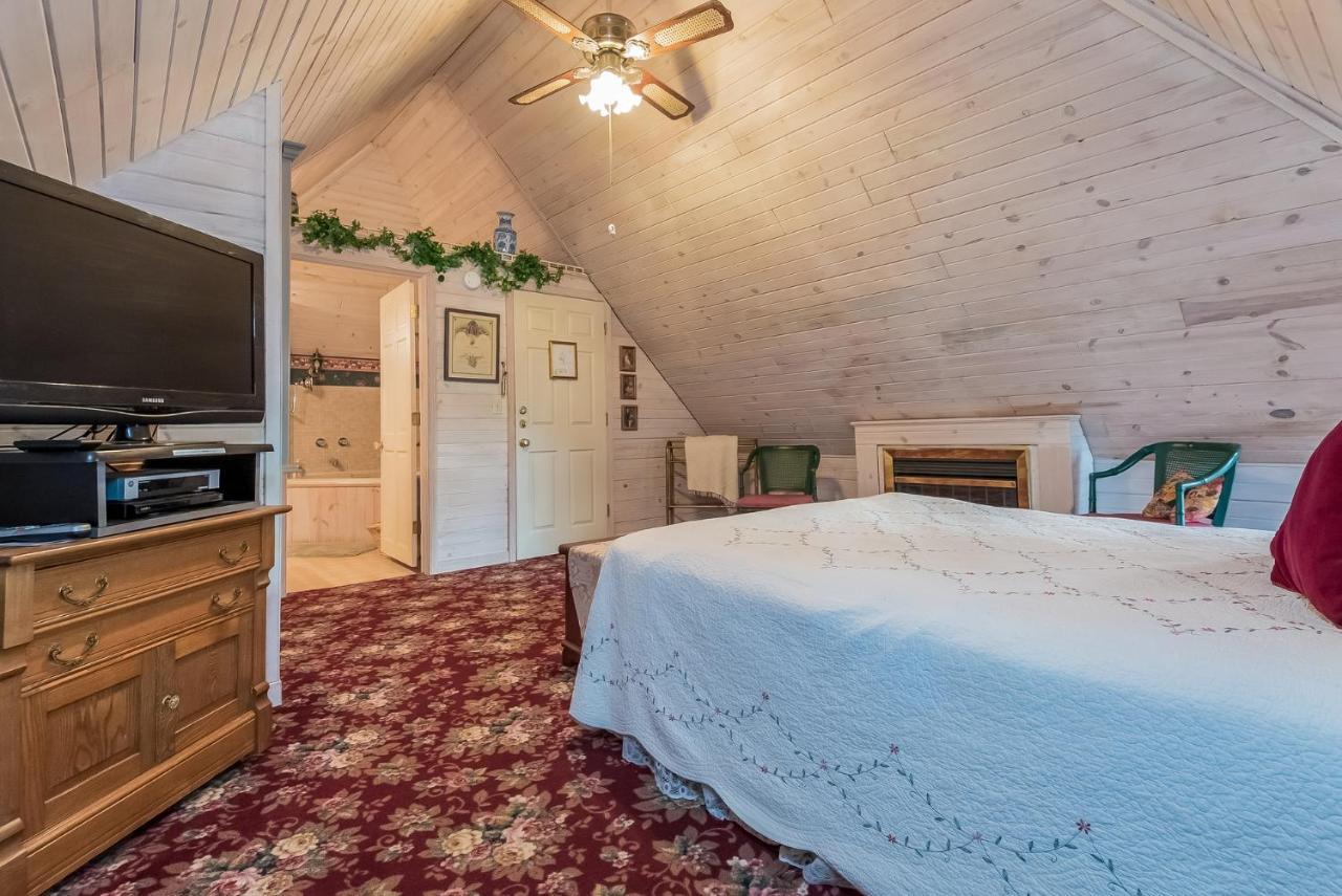 Kingsley House Bed & Breakfast Fennville Екстериор снимка